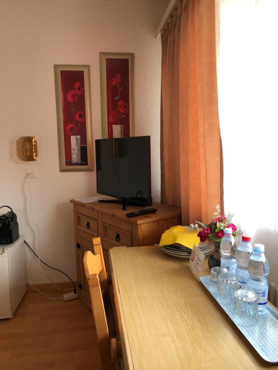 City Hotel Wettingen Esterno foto