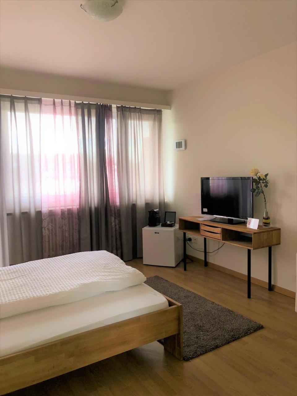 City Hotel Wettingen Esterno foto
