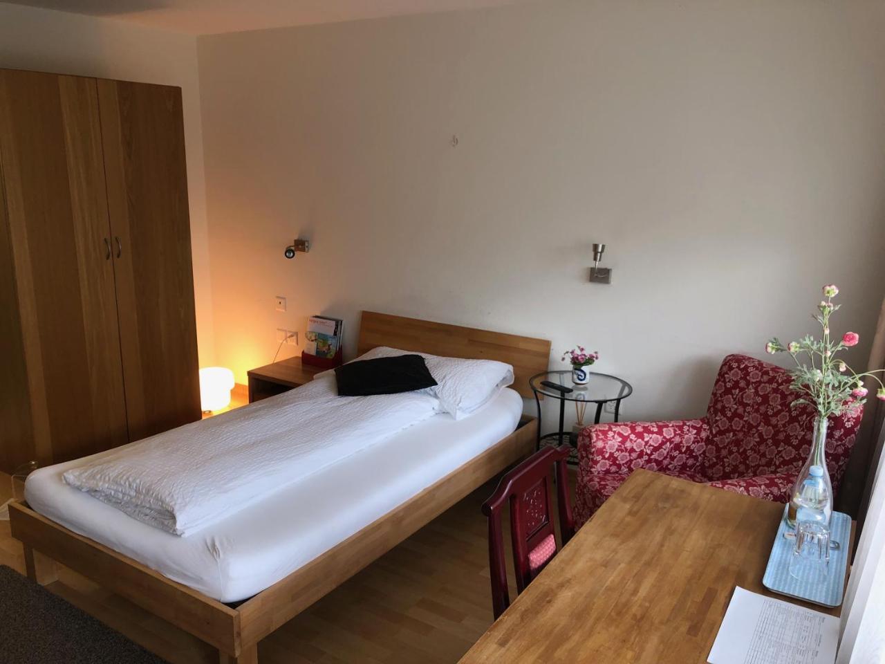 City Hotel Wettingen Esterno foto